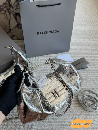Balenciaga Pamela Pin-Buckle Shoulder Bag Black view 5