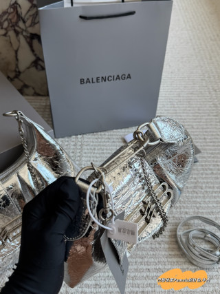 Balenciaga Pamela Pin-Buckle Shoulder Bag Black view 8