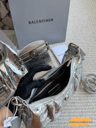 Balenciaga Pamela Pin-Buckle Shoulder Bag Black view 9