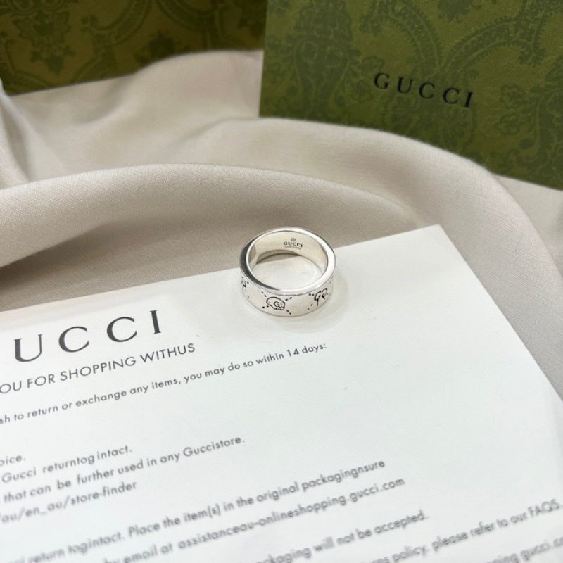 Gucci Ghost Double G Silver Ring view