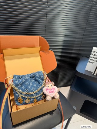 Louis Vuitton Denim Bucket Bag Blue Monogram view 3