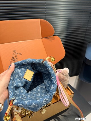 Louis Vuitton Denim Bucket Bag Blue Monogram view 9