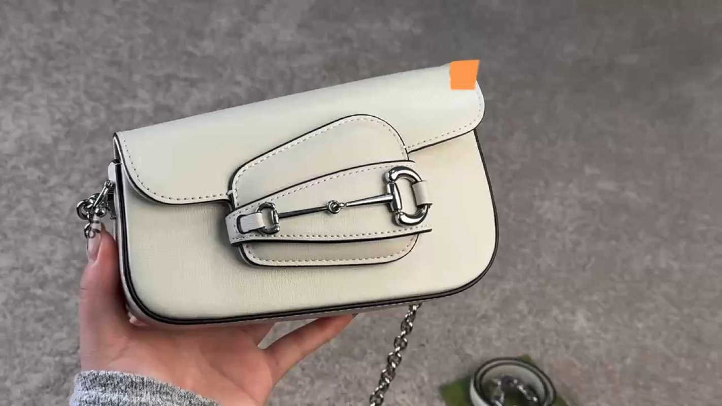 Gucci Horsebit Shoulder Bag Cream