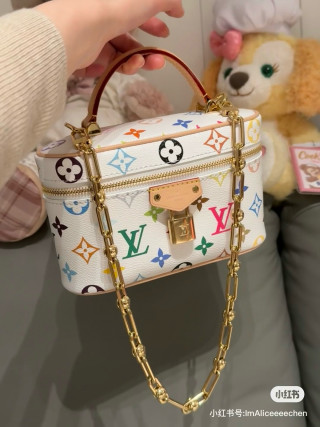 Louis Vuitton Monogram Canvas Pochette Metis Cream Multi view 4