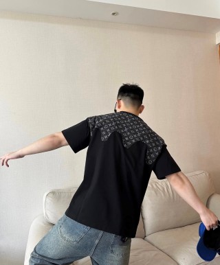 Louis Vuitton Monogram Black Short-Sleeve T-Shirt view 3