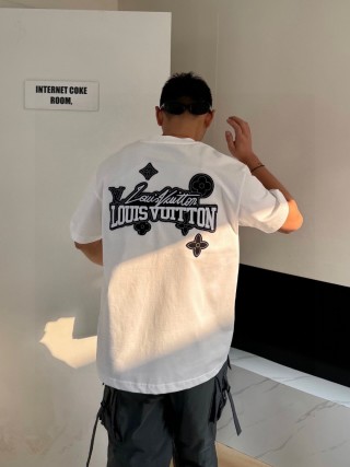 White Logo Short Sleeve T-Shirt view 3