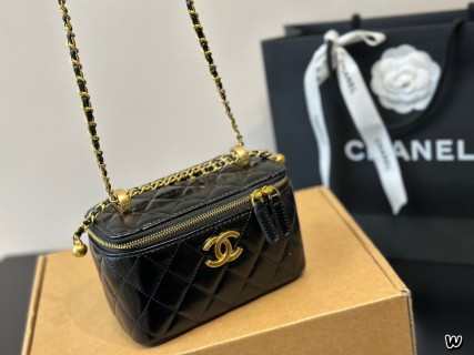 Chanel Box Bag Black Quilted Dual Gold Hardware view 1