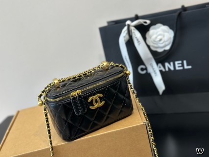 Chanel Box Bag Black Quilted Dual Gold Hardware view 4