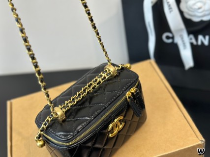 Chanel Box Bag Black Quilted Dual Gold Hardware view 5