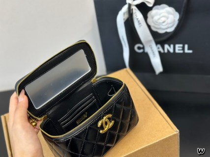 Chanel Box Bag Black Quilted Dual Gold Hardware view 9