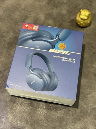 Bose QuietComfort Ultra Headphones - Midnight Blue view 11