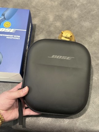 Bose QuietComfort Ultra Headphones - Midnight Blue view 10