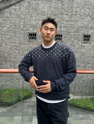 Louis Vuitton Monogram Knit Sweater Grey view 6