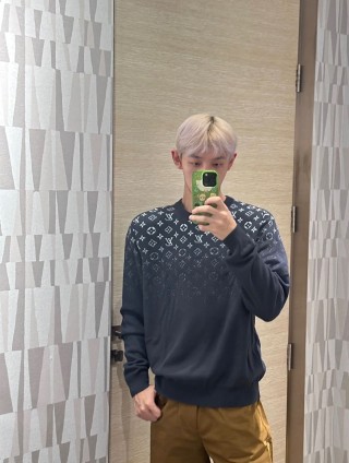 Louis Vuitton Monogram Knit Sweater Grey view 8