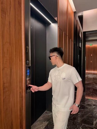 Fendi White Cloud Print Crew Neck T-Shirt view 2