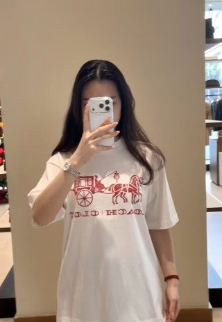 Gucci Horse Carriage Print White T-Shirt view 7