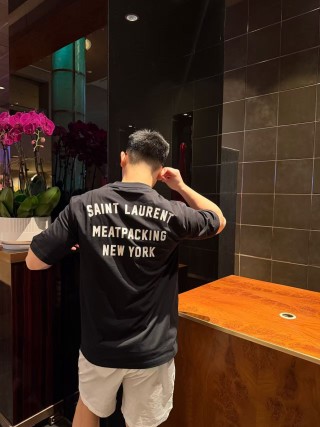 Saint Laurent Meatpacking New York Black T-Shirt view 7