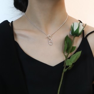 Silver-Tone Oval Link Pendant Necklace view 2
