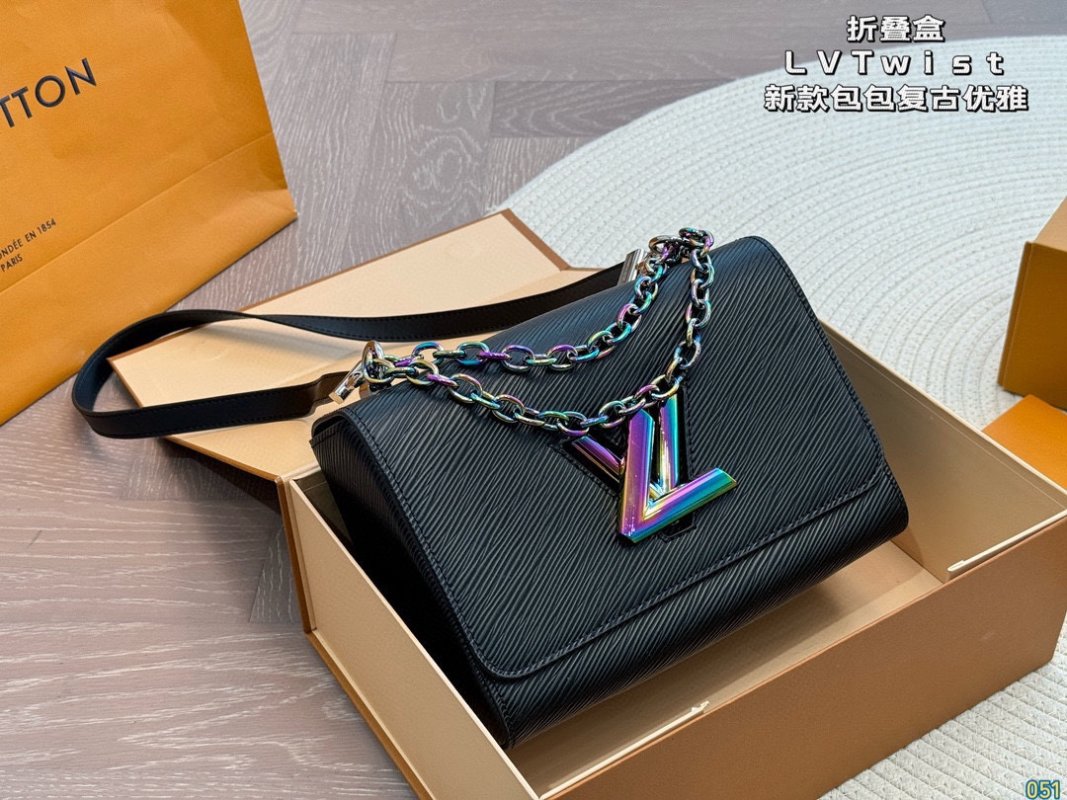 Louis Vuitton Twist Black Epi Leather Shoulder Bag