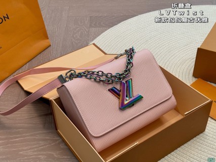 Louis Vuitton Twist Black Epi Leather Shoulder Bag view 3