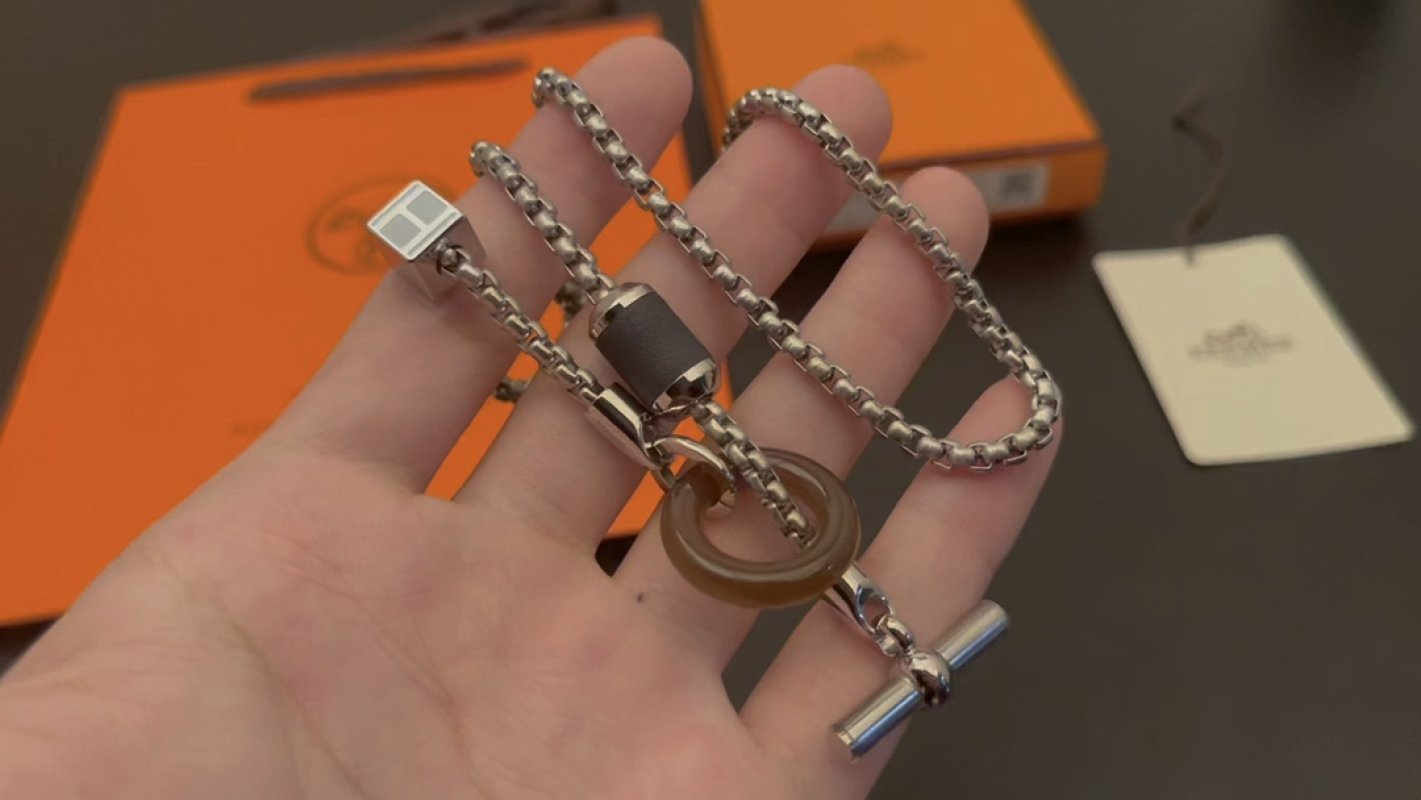 Hermès Chaine d'Ancre Silver Chain Necklace with Black Leather