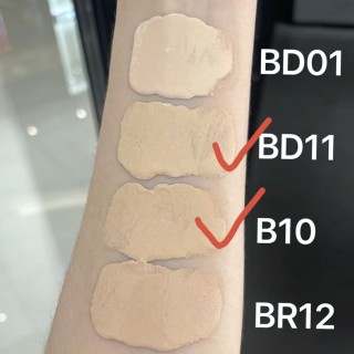 Chanel Ultra Le Teint Flawless Finish Foundation B10 30ml view 7