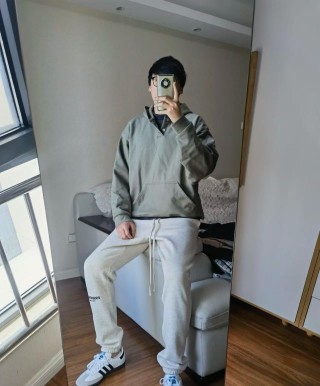 Essentials Fear of God Relaxed Fit Joggers Sage Grey view 6