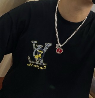 Dior Silver Chunky Chain Necklace with Red Logo Pendant view 9