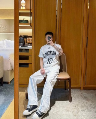 Balenciaga 01 Logo White T-Shirt view 3