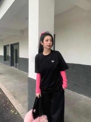 Prada Black T-Shirt with Triangle Logo view 6