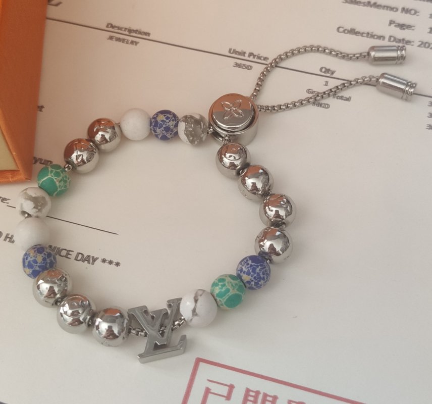 LV Recycled Monogram Beads Bracelet – Multi view