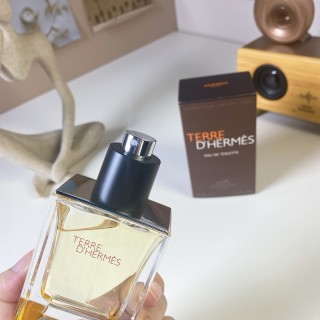 Hermès Terre d'Hermès Eau de Toilette 50ml view 3