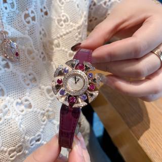 Bulgari Divas' Dream Rose Gold Purple Amethyst Watch view 6