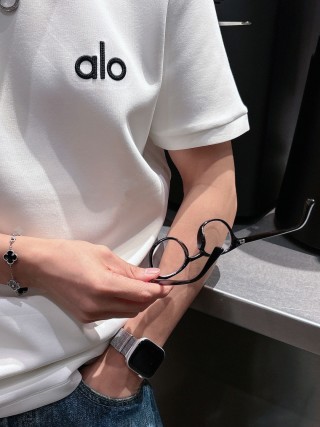 Alo Yoga Logo T-Shirt White view 2