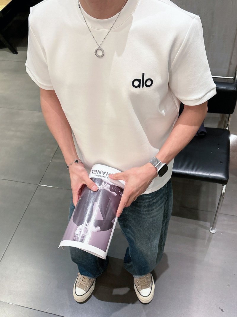 Alo Yoga Logo T-Shirt White view