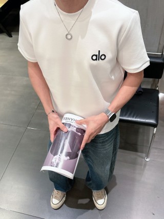 Alo Yoga Logo T-Shirt White view 7