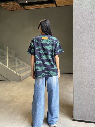 Mint Crocodile Print Short Sleeve T-Shirt Black view 3