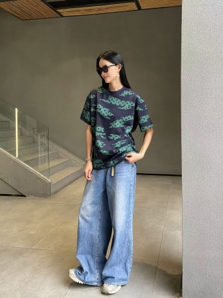 Mint Crocodile Print Short Sleeve T-Shirt Black view 4