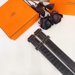 Hermès Black Crocodile Embossed Leather Belt with Gold Buckle video
