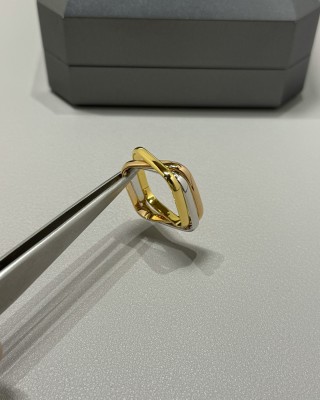 Trinity Pillow-Cushion Three-Band Gold Ring view 5
