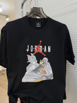 Jordan Tom & Jerry Graphic Print T-Shirt White view 2