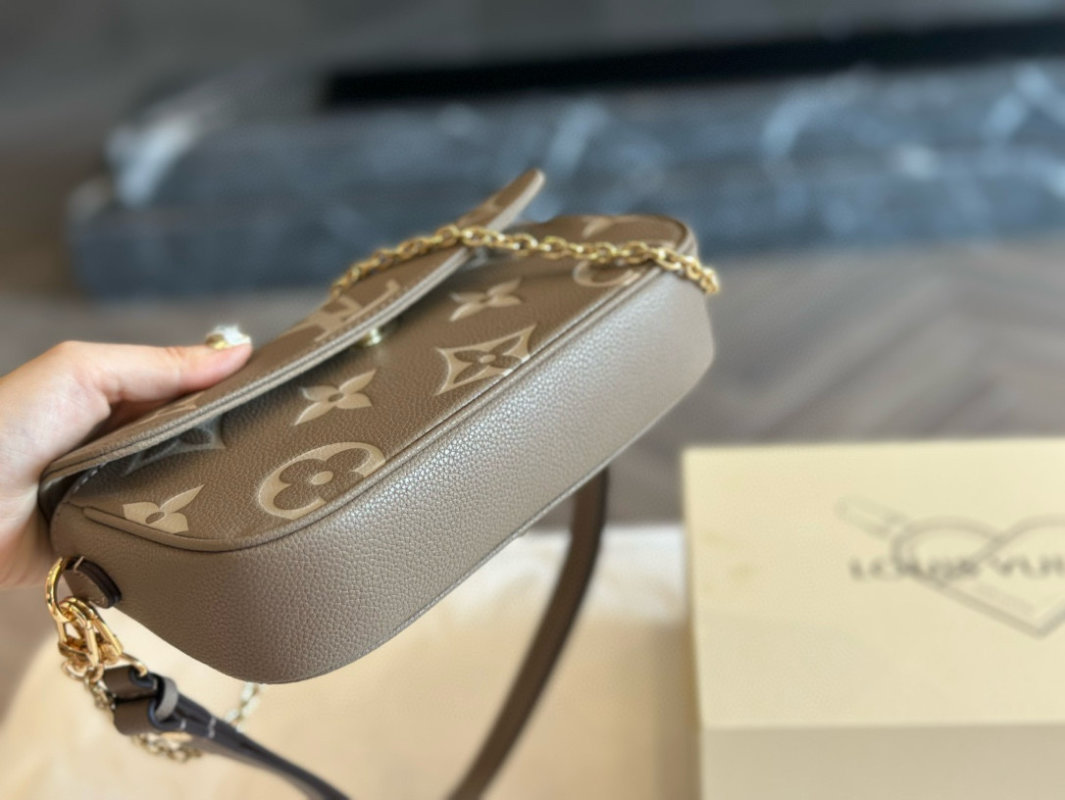 Louis Vuitton Ivy WOC Monogram Shoulder Bag Cream view