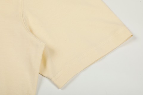 Ami Heart Embroidered Short Sleeve T-Shirt Cream Red view 7
