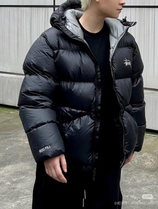 The North Face Black Puffer Down Jacket view 4