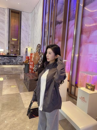 Black Oversized Blazer Jacket with White Shirt view 9