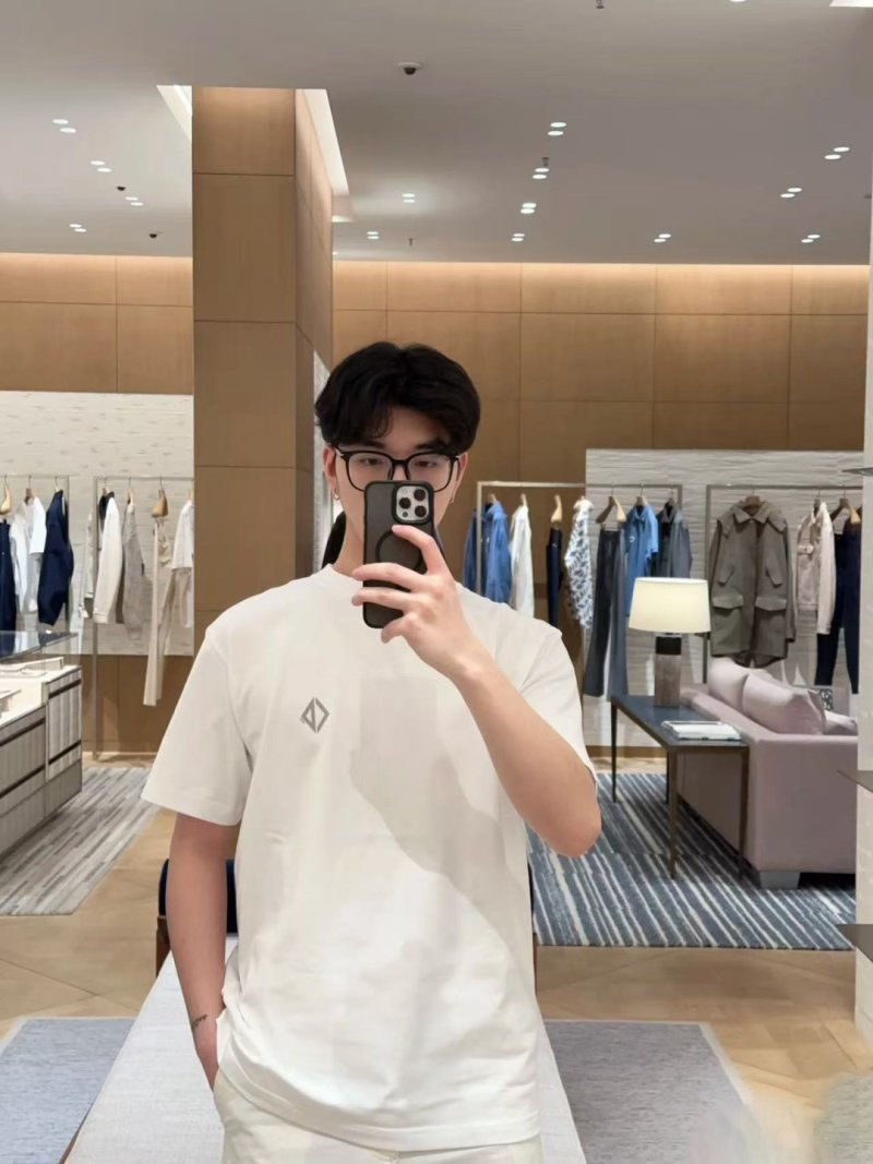 White Diamond Logo Short Sleeve T-Shirt view