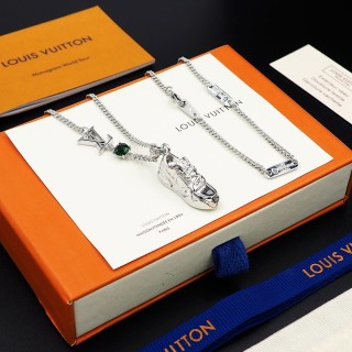 Louis Vuitton LV Trainer Strass Silver Necklace view 9