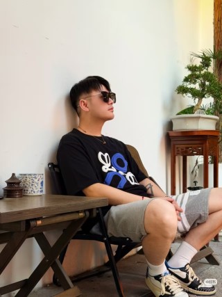 Black Graphic Print Short Sleeve T-Shirt with Blue Logo view 9