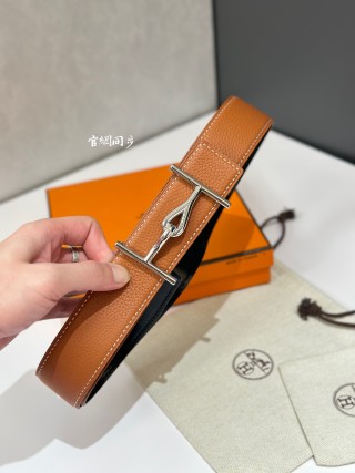 Hermès Jumbo Buckle Reversible Leather Belt 38mm Tan/Black view 3