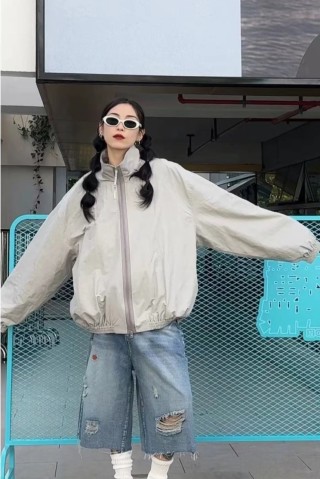 Beige Oversized Windbreaker Jacket view 5